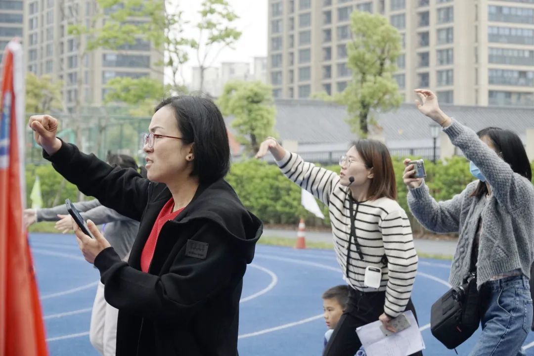 心心相融迎亚运赛场筑梦向未来文博小学第二届春季运动会圆满落幕