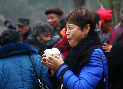 楼塔举办健康养生腊八节